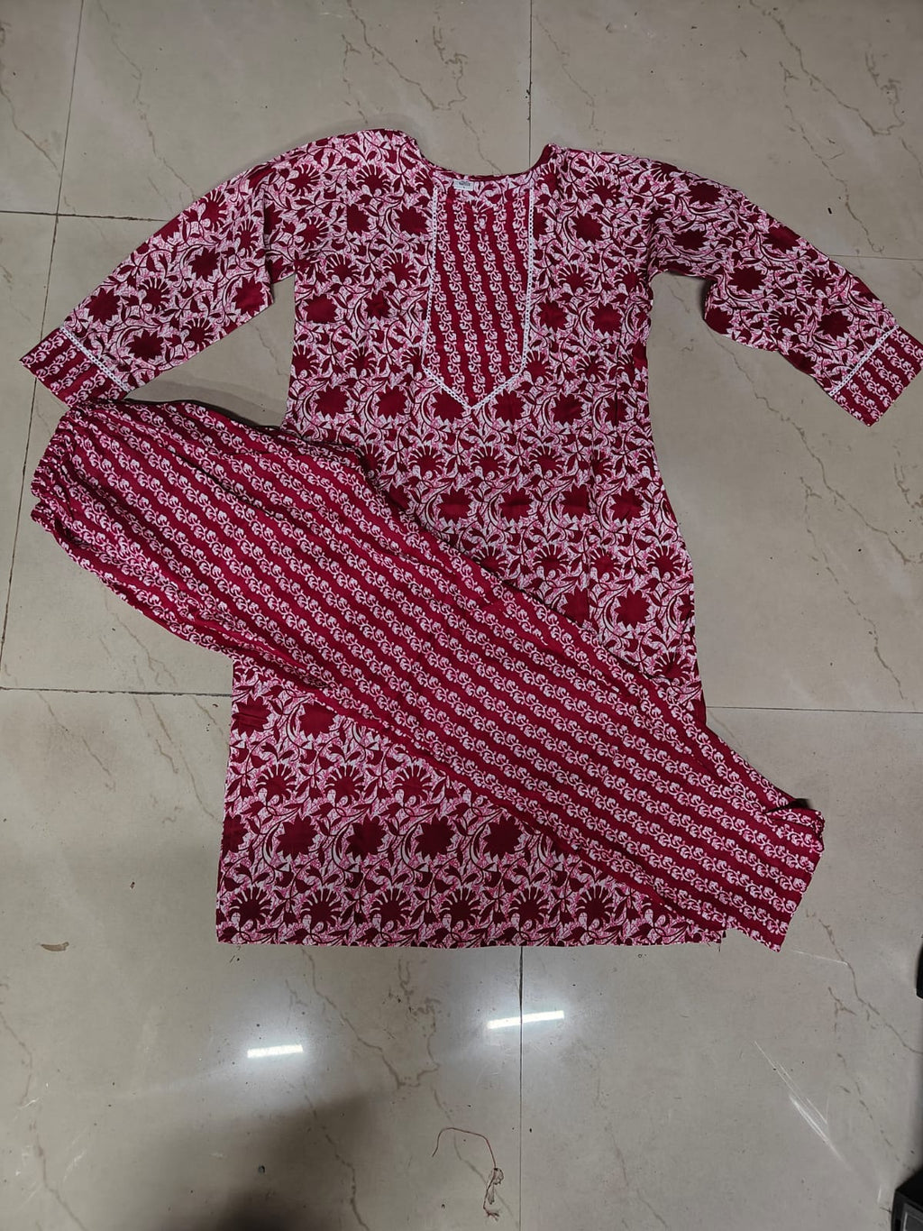 Floral Printed Women Cotton Women Kurta With Pant (2 Psc Set) 19199