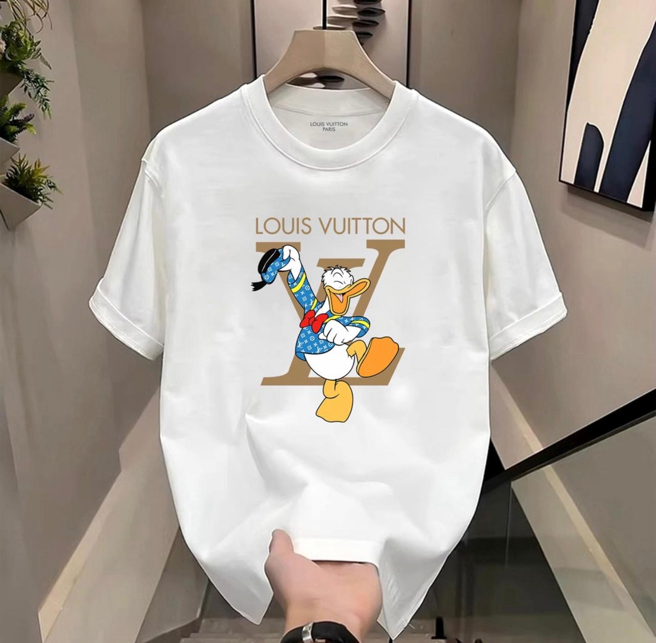T-shirt Soft and breathable for all day comfort