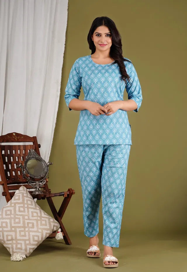 Trendy Stylish Floral Print co-ord set for girls and women 13374